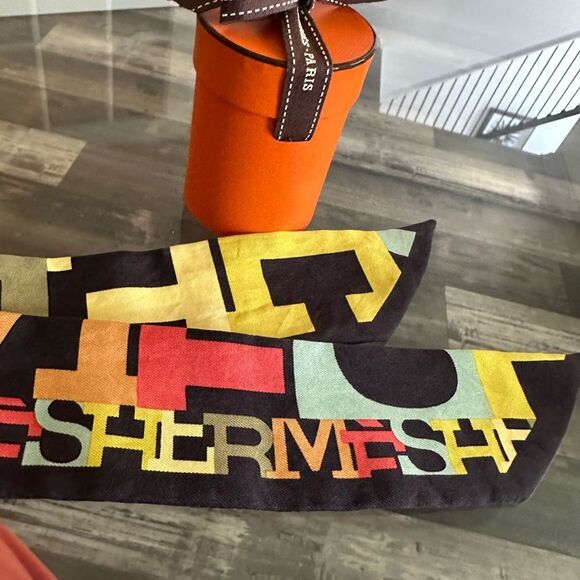 Hermes Multicolor Decorative Twilly - Picture 1 of 10